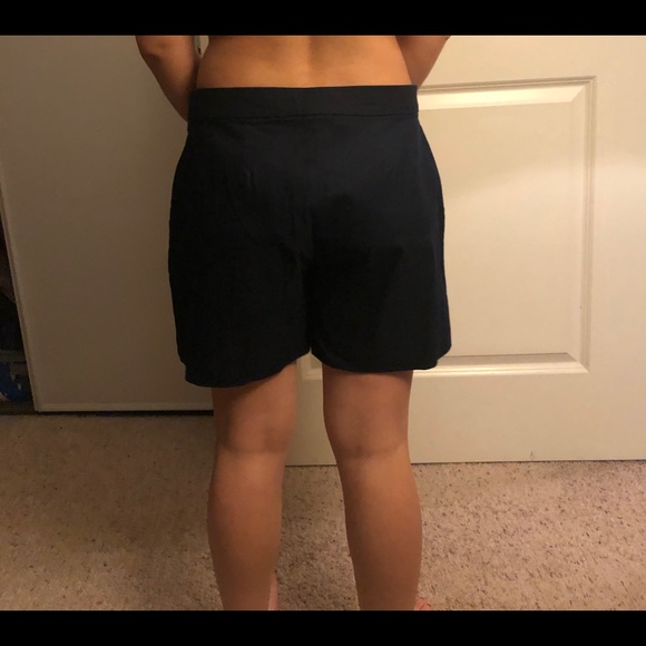 Brand new short - Picture 3 of 4